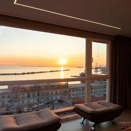 Above Premium Rooftop * Thessaloniki