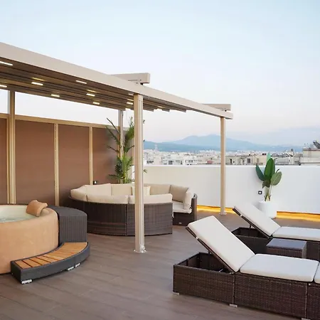公寓 Above Premium Rooftop 塞萨洛尼基